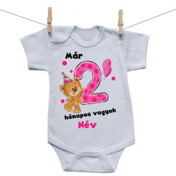 Rővid ujjú body Már 2 hónapos vagyok macival és egyedi névvel - lány