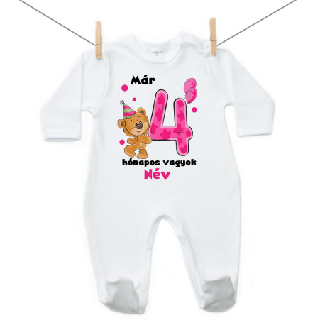 Overál Már 4 hónapos vagyok macival és a baba nevével - lány Overál Már 4 hónapos vagyok macival és a baba nevével - lány