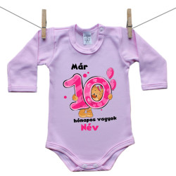 Rózsaszín hosszú ujjú body Már 10 hónapos vagyok macival és a baba nevével - lány